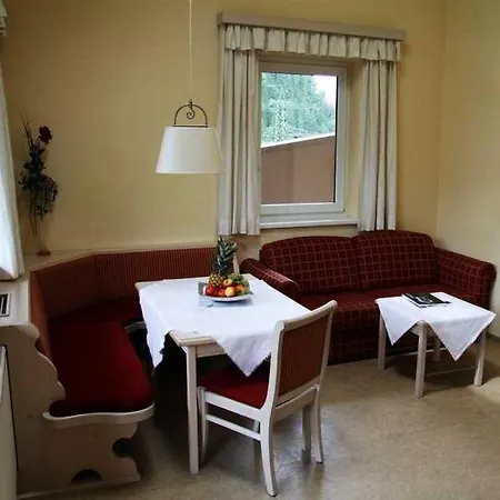 423 - Penthouse Centrum Near Area